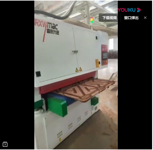 平面砂光機視頻-模壓托盤寬帶砂光機-青島嘉銳興旺砂光機廠家